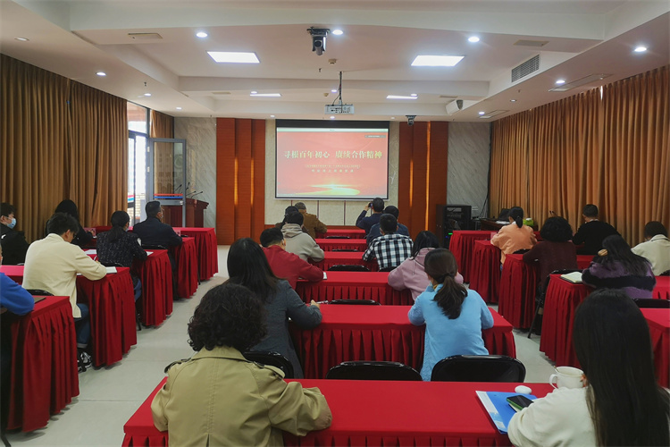 集團公司黨委開展“葆百年合作初心、喜迎黨的二十大”10月主題黨日活動 (1)(1).jpg